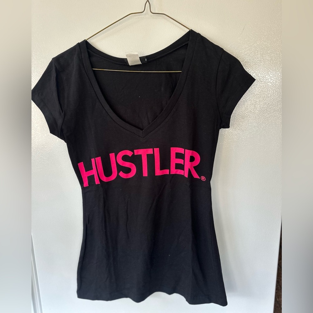 Hustler Hollywood Women's Black and Pink V-Neck Top